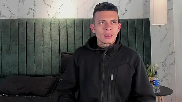 mrjustin_ (M young) - masturbate richly and release a lot of m