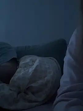 feetdetente (Ask my age) - Chauffer nous !