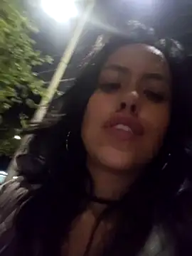 Webcam Model (Queen_Ashly)  is live.Free join now!