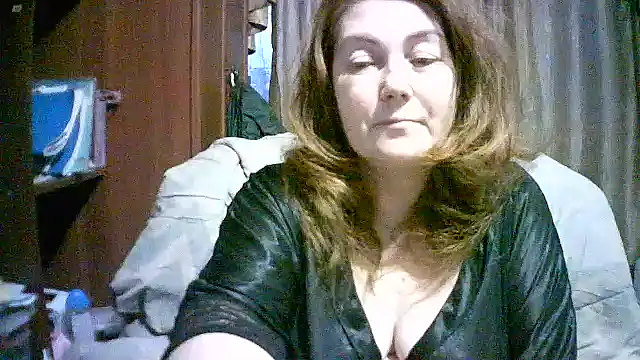 madame-butterfly - Madame-Butterfly's free webcam - UK Sex Cams