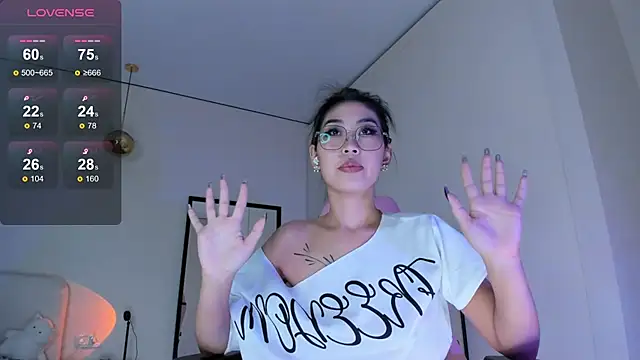 Jungso_ming live cam screenshot female on TipShow – Interactive Live Cam Shows