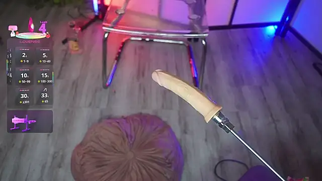 Live webcam thumbnail of isa_red_hair from . Watch my show!