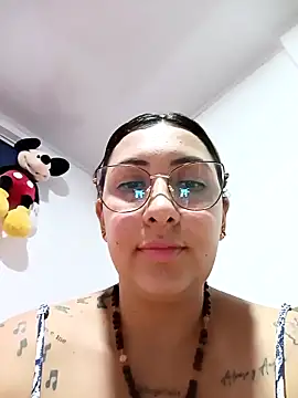 You-kitty2025 from StripChat is Freechat