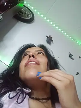 queen_ashly - Queen_Ashly's free webcam - UK Sex Cams