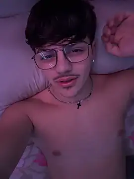 lxx001@xh (Ask my age) - First live