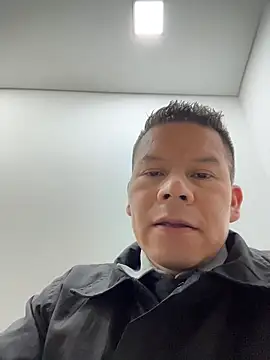 manu0586 - Manu0586's free webcam - UK Sex Cams