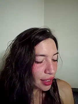 loveuu-bae (F young) - short off <3