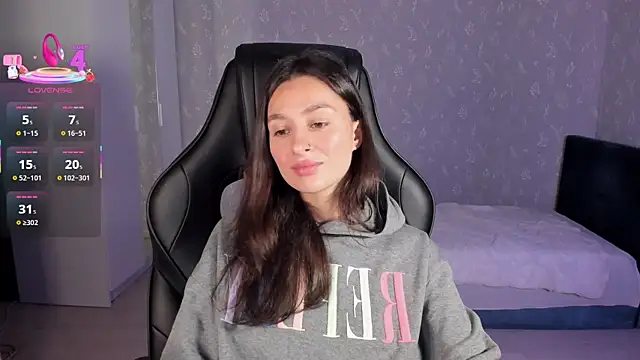 Live cam of EllaFresh from  | Watch me live!