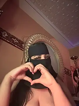 Queentaraf999's Thumb Image