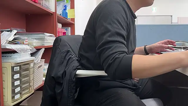 suwonsub (Ask my age) - 일하며 간간히 자위하기