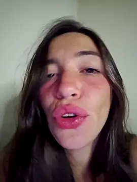 loveuu-bae (F young) - dildo play & squirt <3