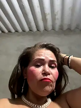 Webcam Model (dirty-mother34)  is live.Free join now!