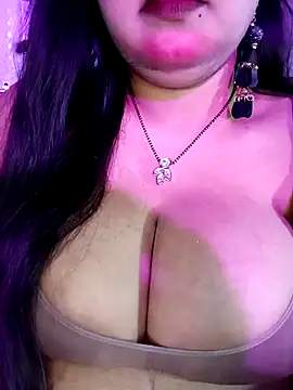 Live sex cam of Suhanakhan04