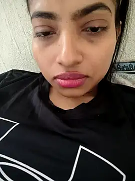 Webcam Model (jiya1248)  is live.Free join now!