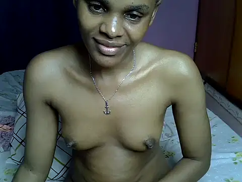 queen_petite_ (F young) - FINGER ASSHOLE