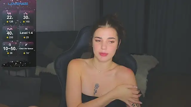 adrianawow1 (F young) - lovence control 5 min