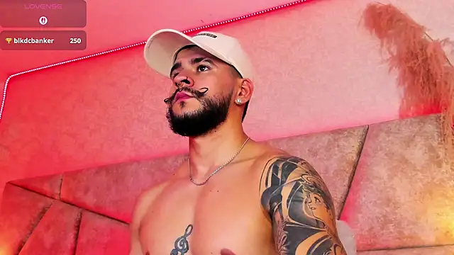 dickgriffith_ (M young) - dirty talk 🥵🥵