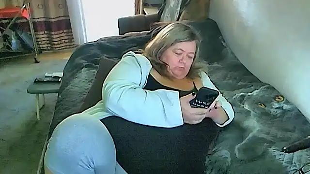 sex2 (F mature) - naked,squirt