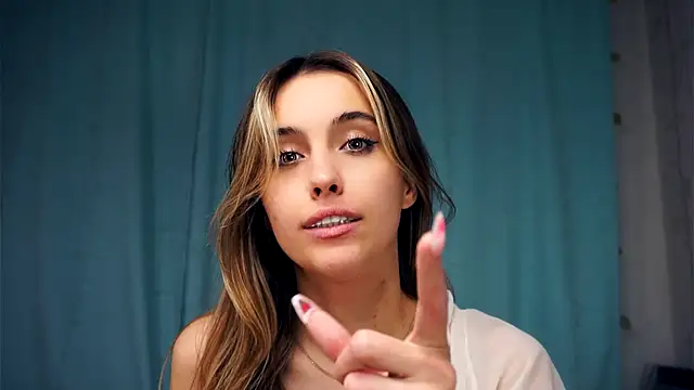 fannyhewson - FannyHewson's free webcam - UK Sex Cams