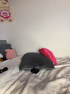 Webcam Model (Charlotemonroe)  is live.Free join now!