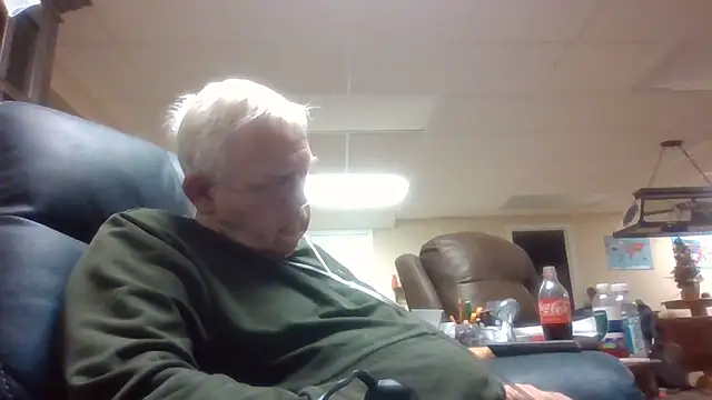 bootlegmanz (M grandpa) - #american #blondes #cam2cam #cheapest-privates #chunky #dirty-talk #ejaculation #grandpas #jerk-off-instruction #masturbation #recordable-privates #sexting #small-audience #straight #white