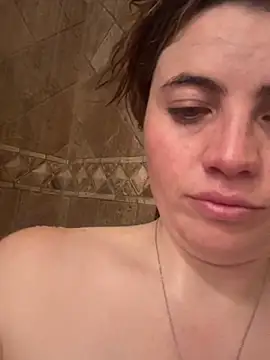 M1l3yD3w live cam screenshot female on TokenKeno — Tip, Play & Watch Live Cams