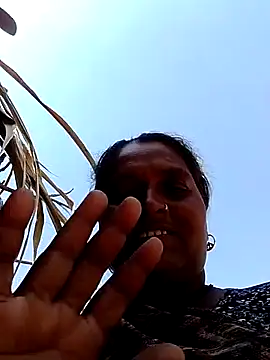 Webcam Model (Romantic_Dokdi)  is live.Free join now!