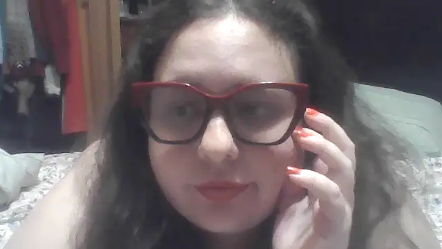 Fattysloth live cam screenshot female on TokenKeno — Tip, Play & Watch Live Cams