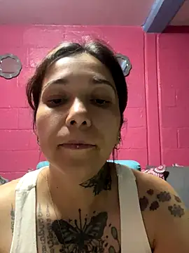 Webcam Model (emperatrixsex)  is live.Free join now!