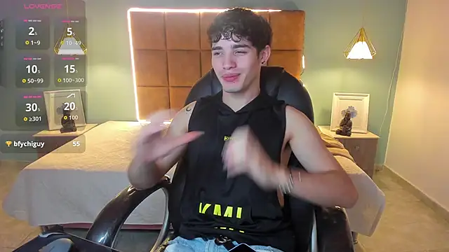 alejootwink - AlejooTwink's free webcam - UK Sex Cams