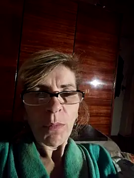 Georgette466 live cam screenshot female on Ufotopia – Live Cams & Video Chat Community