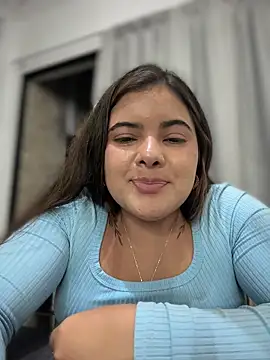 Webcam Model (EVELIN_MASON)  is live.Free join now!