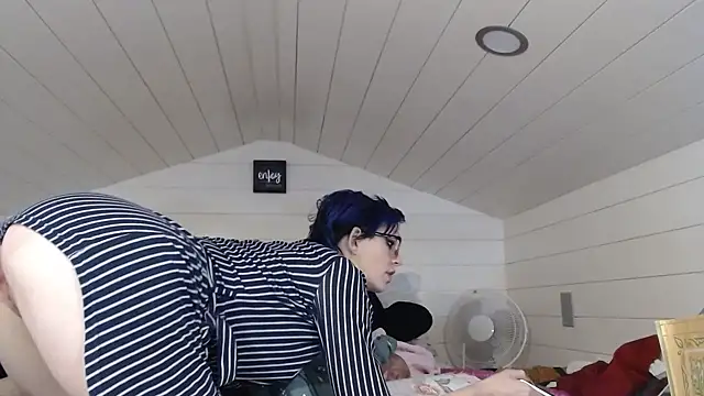 longdongsilver_323 - Longdongsilver_323's free webcam - UK Sex Cams