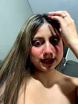 -Adrilux-'s Stripchat show and profile