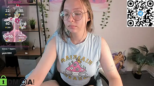 nuura_moore - Nuura_Moore's free webcam - UK Sex Cams