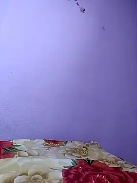 Webcam Model (sweet_simmi)  is live.Free join now!