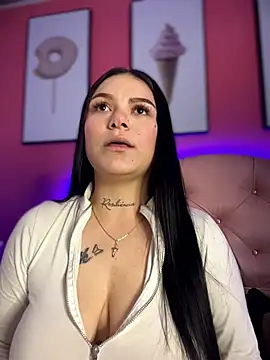 Webcam Model (Megaan__More)  is live.Free join now!