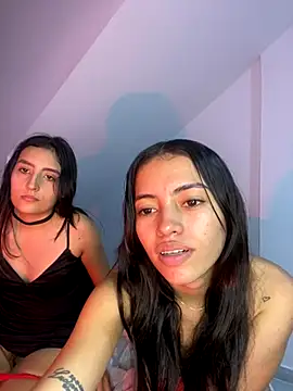 lily__18 - Lily__18's free webcam - UK Sex Cams