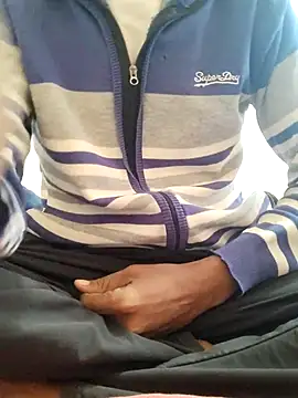 international0001 (Ask my age) - Surprise