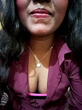 Webcam Model (Lovely_Payal)  is live.Free join now!