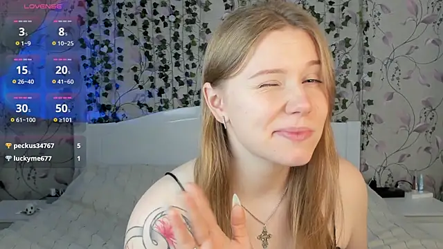  _influensii_ chat room