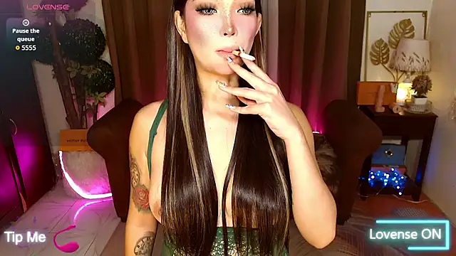  MouthWatering_Ayesha chat room