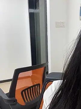 winona88 (F young) - 办公室玩小粉刺激