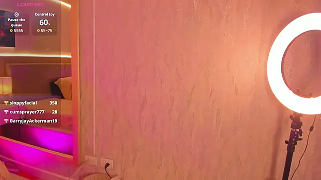 Live cam of Meloddy_Rose from  | Watch me live!