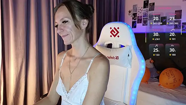 Live cam of Jesica_mooon from  | Watch me live!