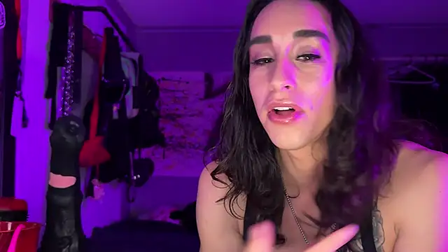 xofrankie - XoFrankie's free webcam - UK Sex Cams