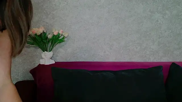 Live cam of LanaGI from  | Watch me live!