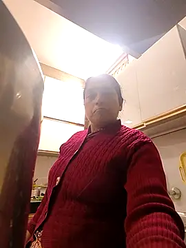 Webcam Model (Hot-Sana2)  is live.Free join now!