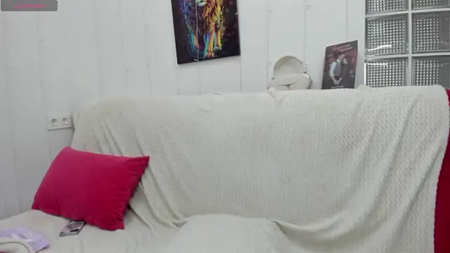 sunny_sammy (Ask my age) - slap ass + doggy pose