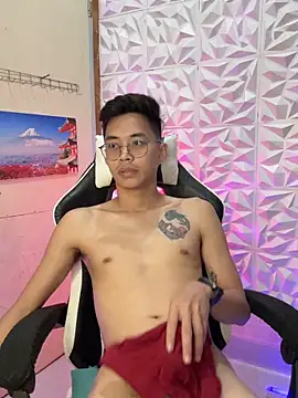 Prince-Harrison live cam screenshot male on TokenKeno — Tip, Play & Watch Live Cams